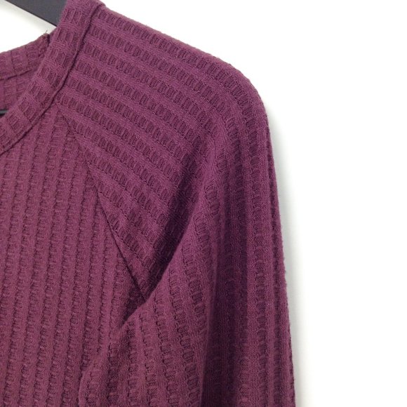 CHASER Waffle Knit & Button Cuff Shirttail Thermal - Picture 5 of 8